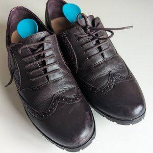 Clarks oxblood burgundy oxford lace up shoes